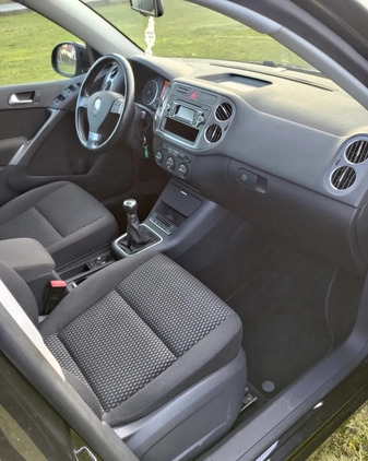 Volkswagen Tiguan cena 34400 przebieg: 60000, rok produkcji 2008 z Wrocław małe 67
